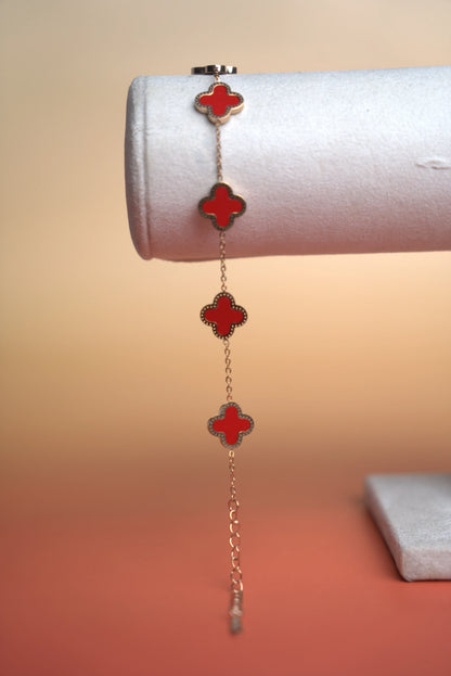 Luxury Gold Stainless Steel Lucky Flower Shape Bracelet Minimalist Red Four-Leaf Metal Chain Bracelet for Women