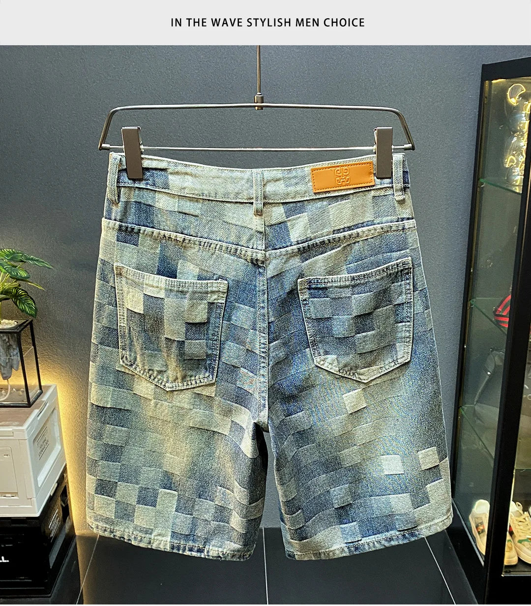 Fashionable high-end denim shorts for men's summer street trend mosaic embroidery print retro loose five quarter pants