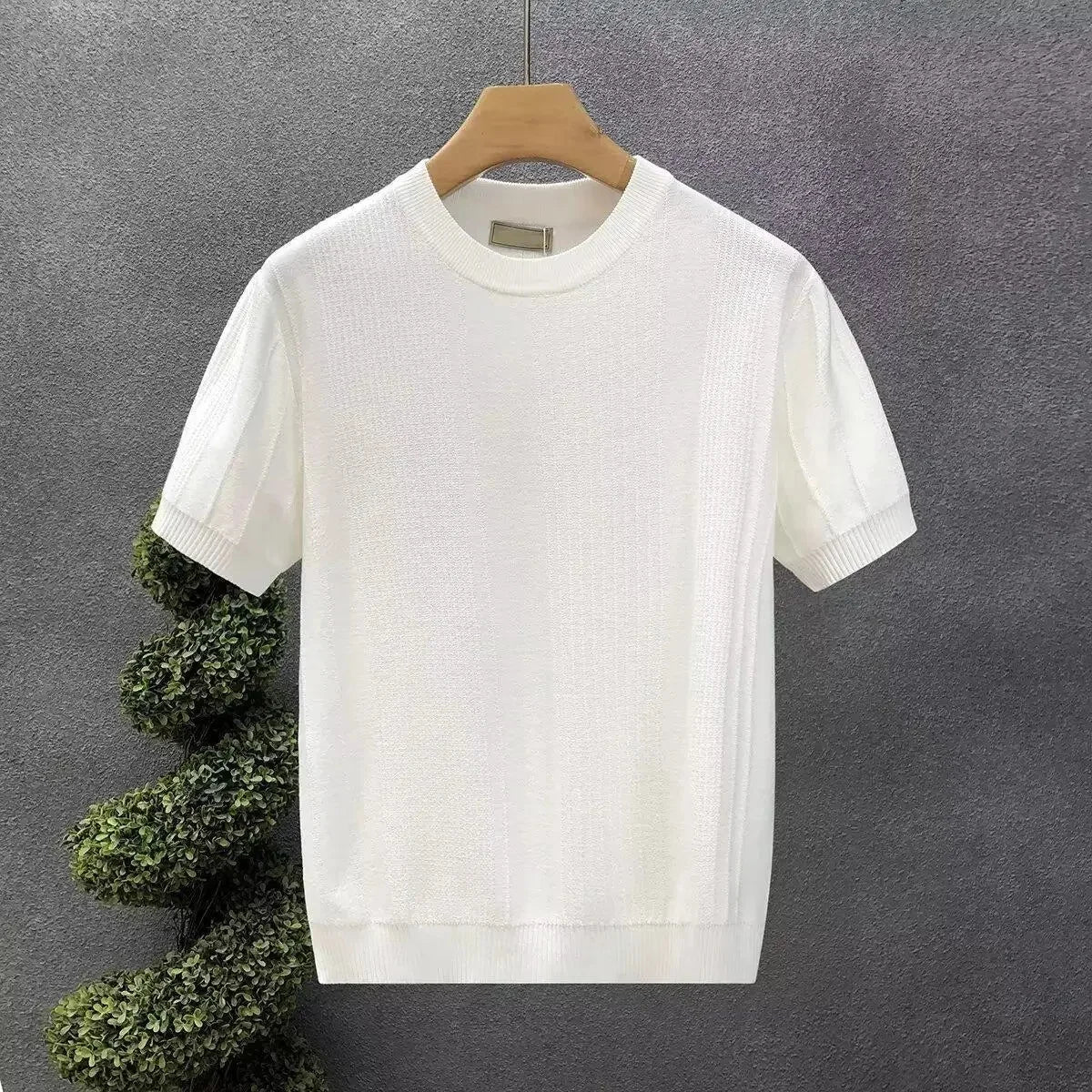 Pure White Floral Short Sleeve Men's Knitted Shirt Thin Base Layer Top Summer Trendy Brand Crew Neck Half Sleeve T-shirt