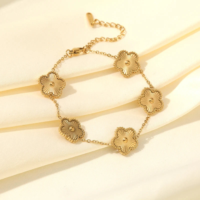 GANEMLY New Fashion Double Sided Green Five Leaf Flower Charm Bracelets For Women Girl Stainless Steel Clover Jewelry Gifts
