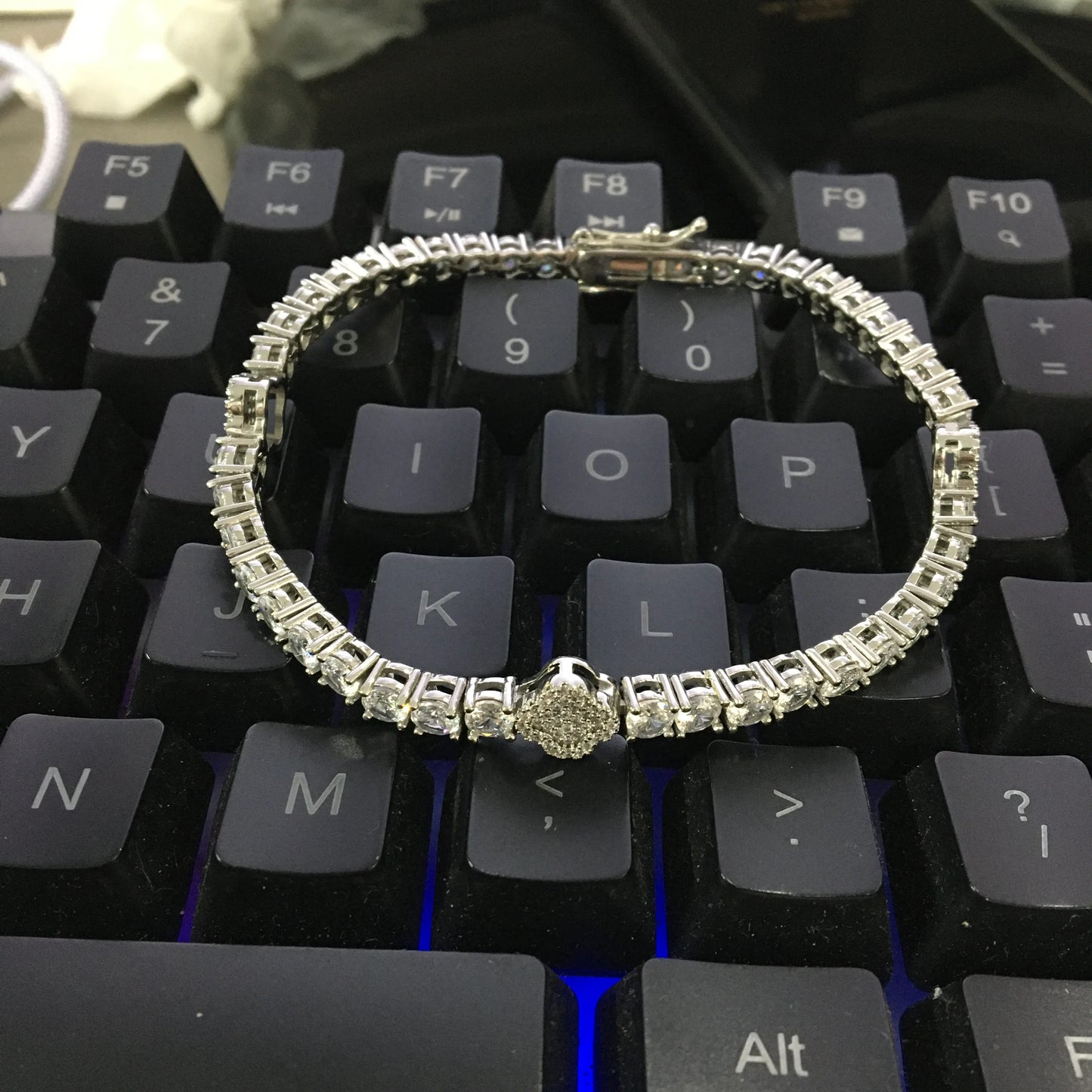 UWIN Tennis Bracelet Iced Out Cubic Zirconia Women Bangle Fashion Luxury Hiphop Jewelry