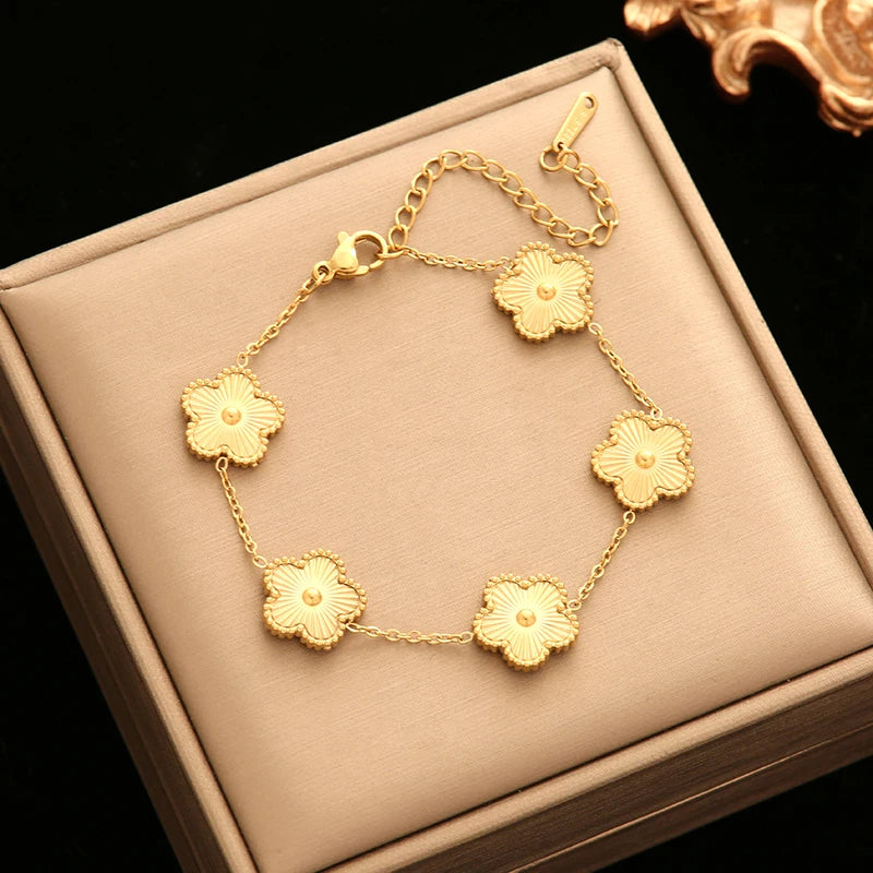 GANEMLY New Fashion Double Sided Green Five Leaf Flower Charm Bracelets For Women Girl Stainless Steel Clover Jewelry Gifts